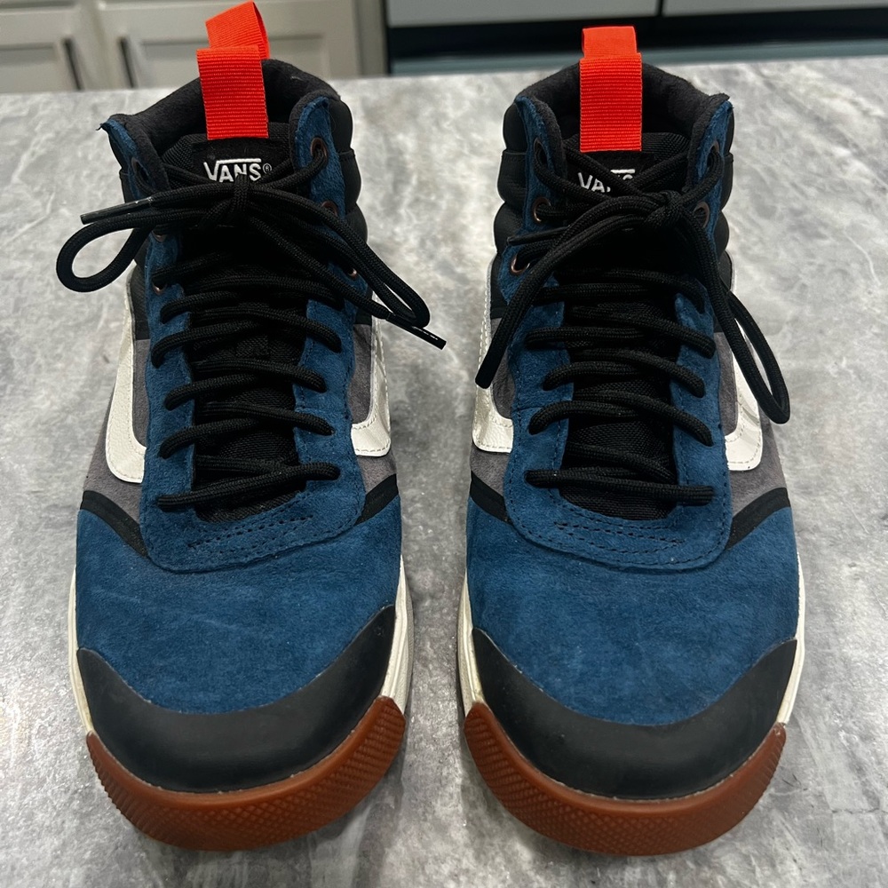 NWOT VANS MTE UltraRange EXO Hi Shoe